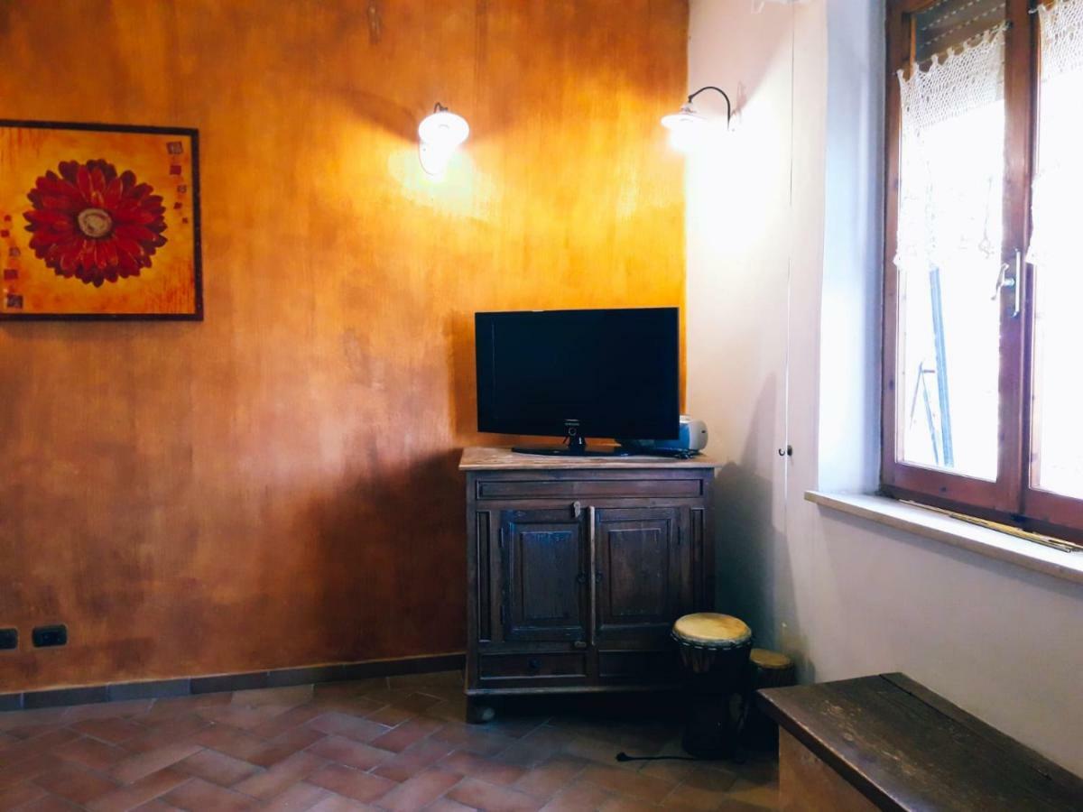 Вилла La Casa Del Susino Кастильоне-д'Орчия Экстерьер фото